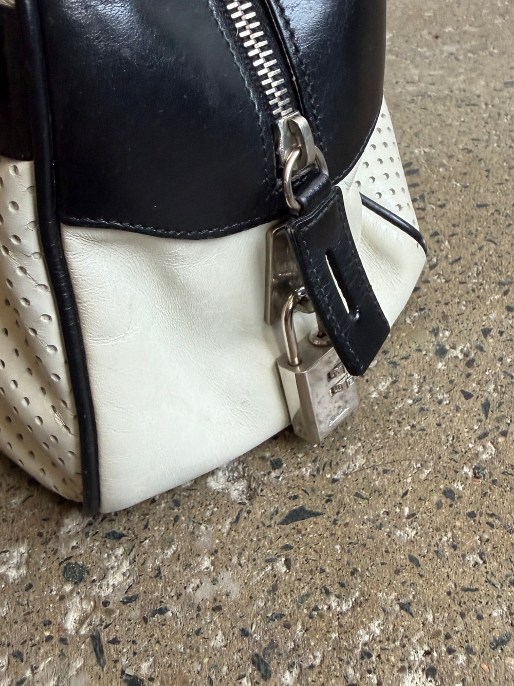 prada s/s 2000 bowling bag black & white - Picture 4 of 11